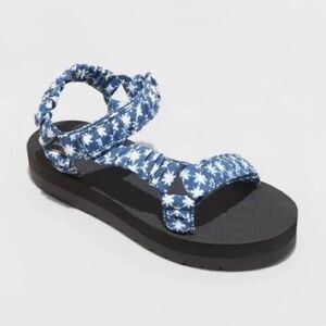 Women's Floris Platform Sport Sandals - Universal Thread™ Blue Size: 9